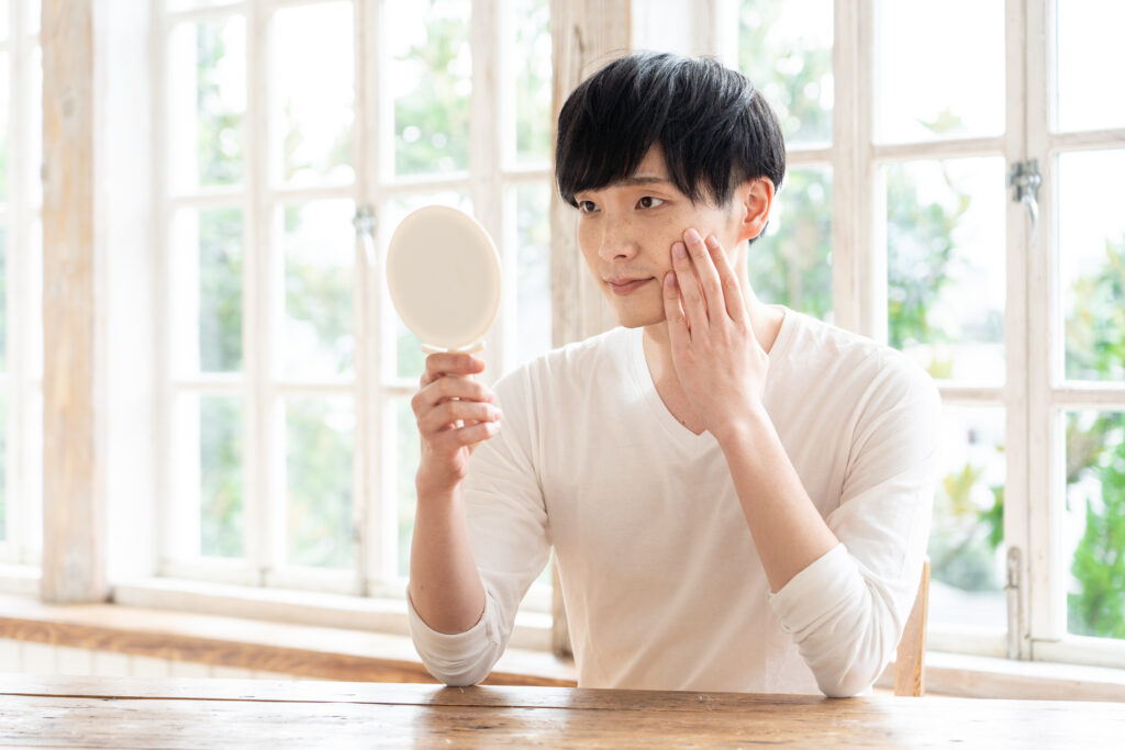 ピコトーニングはメンズにも効果ある？男性の肌悩みへのアプローチを解説